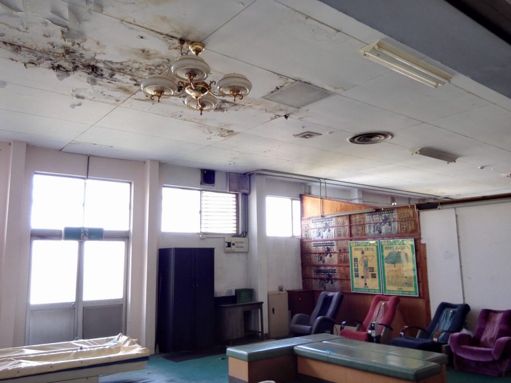 木曽岬温泉 ロビー